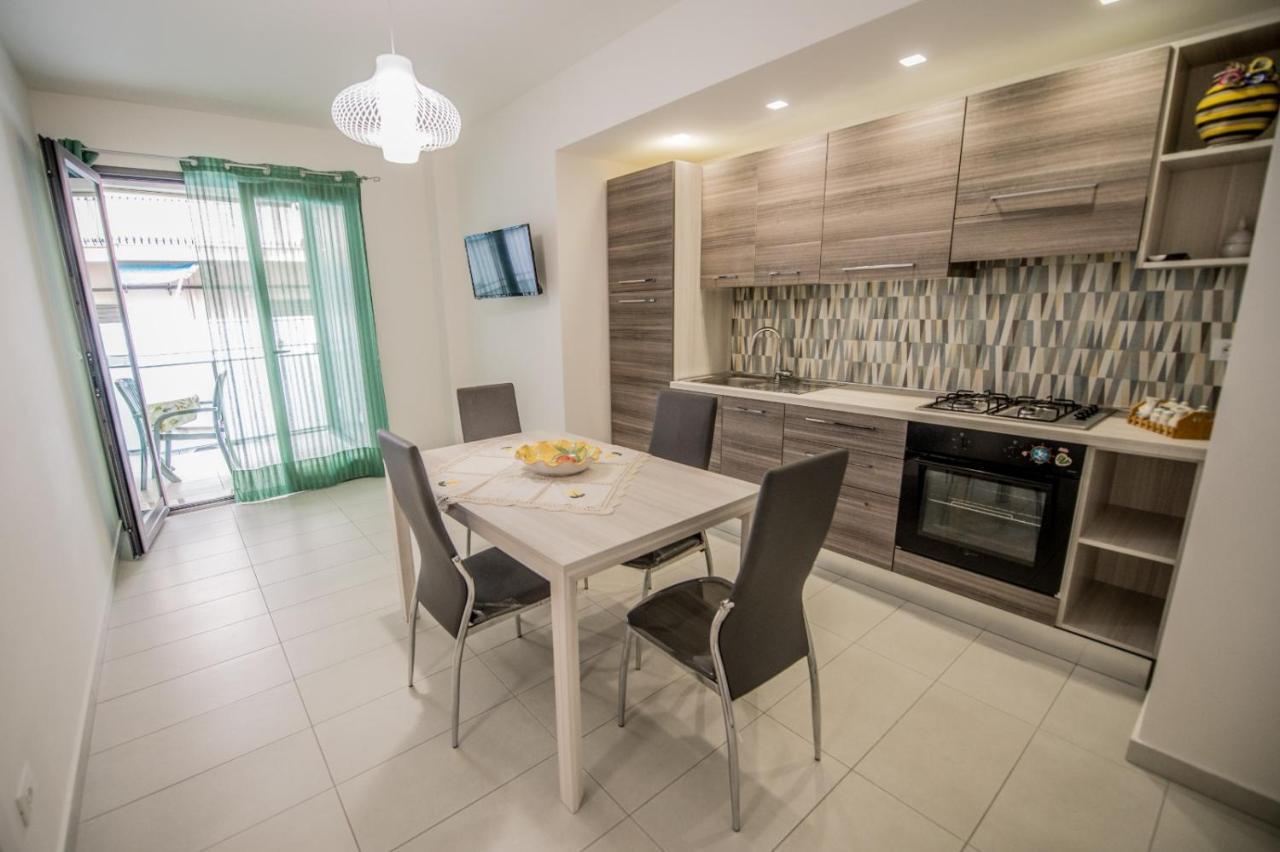 Home Square Milazzo Zewnętrze zdjęcie